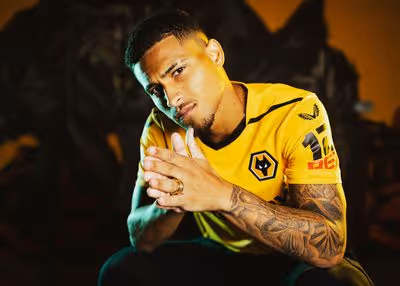 João Gomes adelanta a Éderson