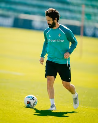 Isco sigue dando “pasitos”