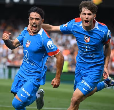 Los niños del Cholo toman Mestalla
