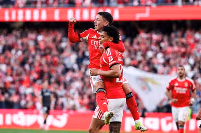 Prestianni acerca al Benfica a la lucha por la liga