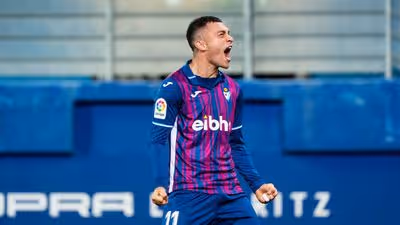 Yanis Rahmani, a resurgir con el Cartagena