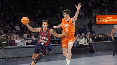 Taylor da la victoria al Valencia sobre la bocina
