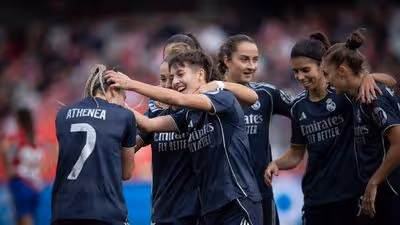 ¡Athenea conquista Granada!