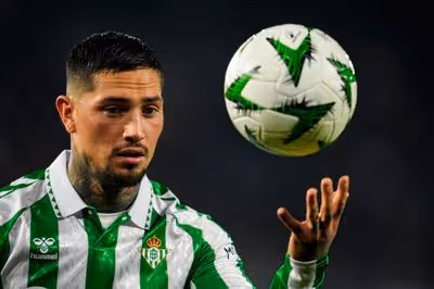 La salida del Chimy Ávila del Betis en enero toma forma