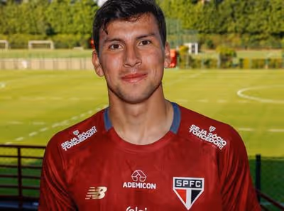 São Paulo anuncia contratação do atacante Gonzalo Tapia por empréstimo até 2026