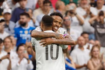 El Real Madrid gana a cañonazos al Espanyol (2-0)
