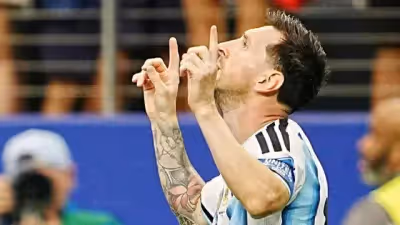 Messi faz dois, se torna o maior artilheiro da história das Copas e Argentina vence a Áustria