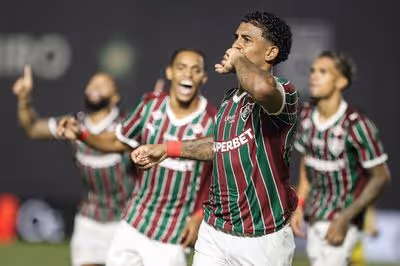 Mais do que redenção, Fluminense precisa de JK para solucionar o problema da camisa 9