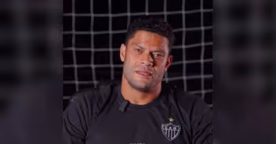 Hulk se despede do Atlético-MG e vai às lágrimas: