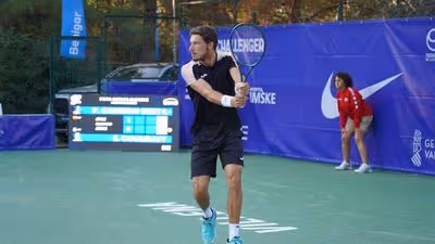 Pablo Carreño y Landaluce se cruzan en busca de las semifinales en Villena