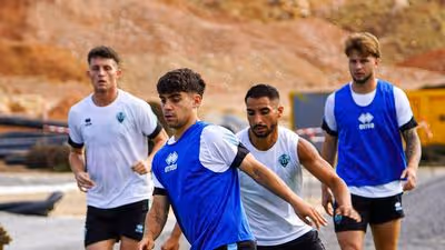 Un Pablo Hernández en alza visita Ipurua igualado a puntos con el equipo armero