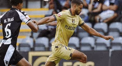 Famalicão recebe Porto em jornada de dérbi minhoto Braga -Moreirense