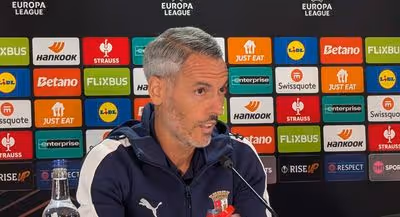 Treinador do SC Braga pede “garra e ambição” em Glasgow