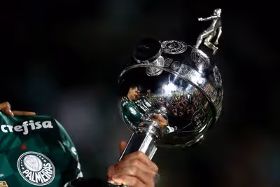 Palmeiras vence bem, mesmo com estratégia não dando certo