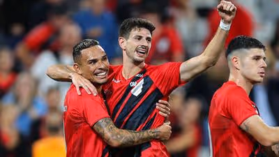 Atacante do Athletico tem negociações avançadas com clube do México