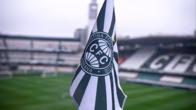 Especulado no Coritiba, artilheiro da Série A entra na mira do exterior