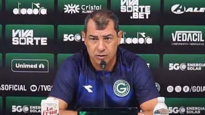 Goiás x Athletico: Carille destaca armas do Furacão antes do duelo