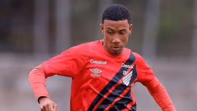 Athletico tem apagão nos acréscimos e leva empate na estreia da Copinha