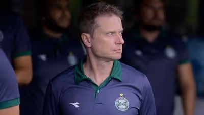 Fernando Seabra completa dois meses no comando com Coritiba em alta