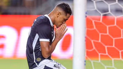 Série B: Com ex-Athletico e ex-Paraná na briga, artilharia pega fogo na reta final