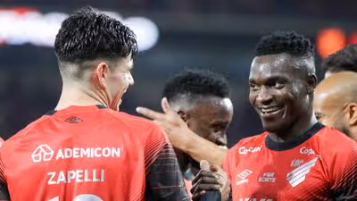 Zapelli e Viveros sobem em ranking histórico do Athletico