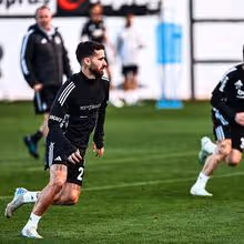 Rafa mais perto da reintegração no Besiktas: avançado recupera ritmo