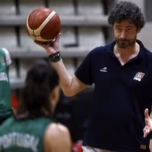 Seleção Nacional feminina disputa a primeira final