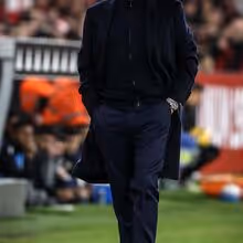 Benfica no mercado: José Mourinho não abdica de um novo avançado