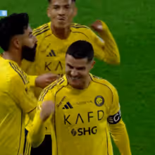 Apareceu ao segundo poste e não desperdiçou: Cristiano Ronaldo abriu assim o marcador no Al Nassr-Al Okhdood