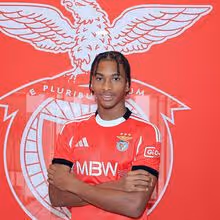 Hugo Gomes assina contrato profissional com o Benfica: «Tenho dado tudo para alcançar o meu objetivo»