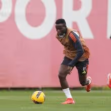Bruma já acelera no relvado e está perto de ser reintegrado nos treinos do Benfica