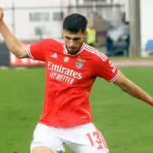 Oficial: Benfica anuncia saída de Jurásek a título definitivo