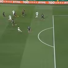 Elche empatou com o Sevilha e Martim Neto destacou-se com esta assistência