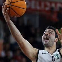 Diogo Ventura foi o MVP do dérbi na Luz: «O meu objetivo é sempre a vitória da equipa»