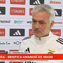 Mourinho e a visita aos Açores: «Precisamos de pontos para olhar para cima»