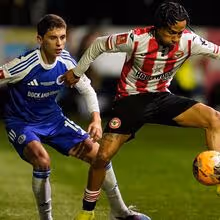 Brentford vence Macclesfield e apura-se para os oitavos de final da Taça de Inglaterra