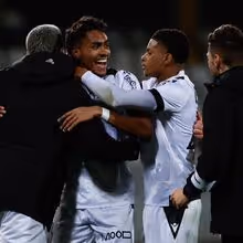 V. Guimarães encontra vias alternativas para fazer golo