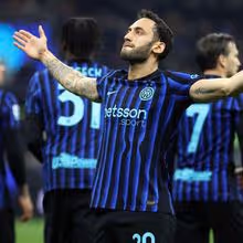 Inter vence Génova e tem provisoriamente 13 pontos de avanço sobre o Milan