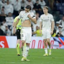 Mais uma baixa de peso no Real Madrid: Carreras falha jogo com o Manchester City