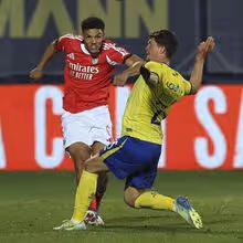 Bah garante lugar no onze do Benfica frente ao V. Guimarães