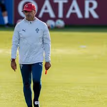 Roberto Martínez aperta com eles: já utilizou 22 jogadores mas só 11 somaram mais de 90 minutos