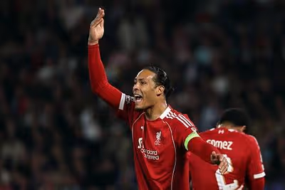 “There is no need” – Virgil van Dijk slammed for what he was seen doing during 2-0 defeat to PSG