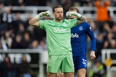 The anatomy of a wonder save - explained by Everton goalkeeper Jordan Pickford