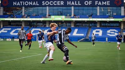 Botafogo bate na trave, perde nos pênaltis e fica com o vice da Dallas Cup Sub-19