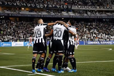 Botafogo vence o Petrolero por 3x0 e se isola na liderança do Grupo E
