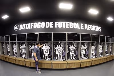 Na Estrada dos Louros, um facho de luz para o Botafogo