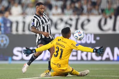 No meio do caminho havia uma pedra: a trágica eliminação do Botafogo na Sul-Americana