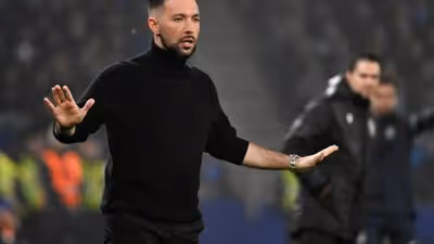 O dia do FC Porto: líder de serviços mínimos, o relatório do clássico e Pietuszewski faz história
