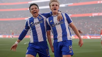 "O FC Porto também está bem. São os grandes favoritos ao título em Portugal"