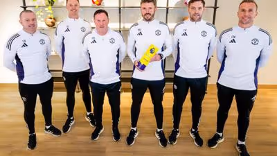 Começo em grande: Michael Carrick é o treinador do mês na Premier League